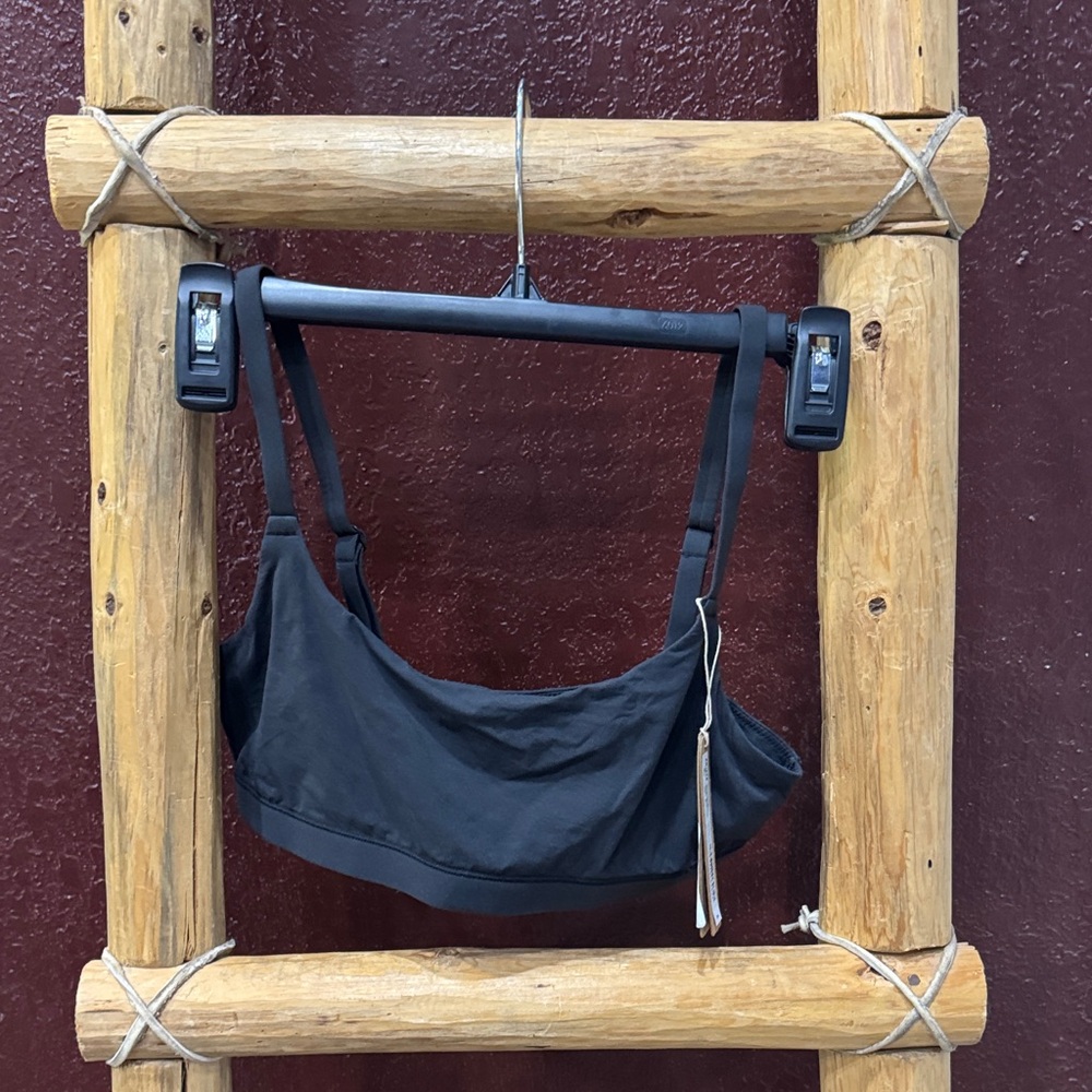 SKIMS Onyx Scoop Bralette